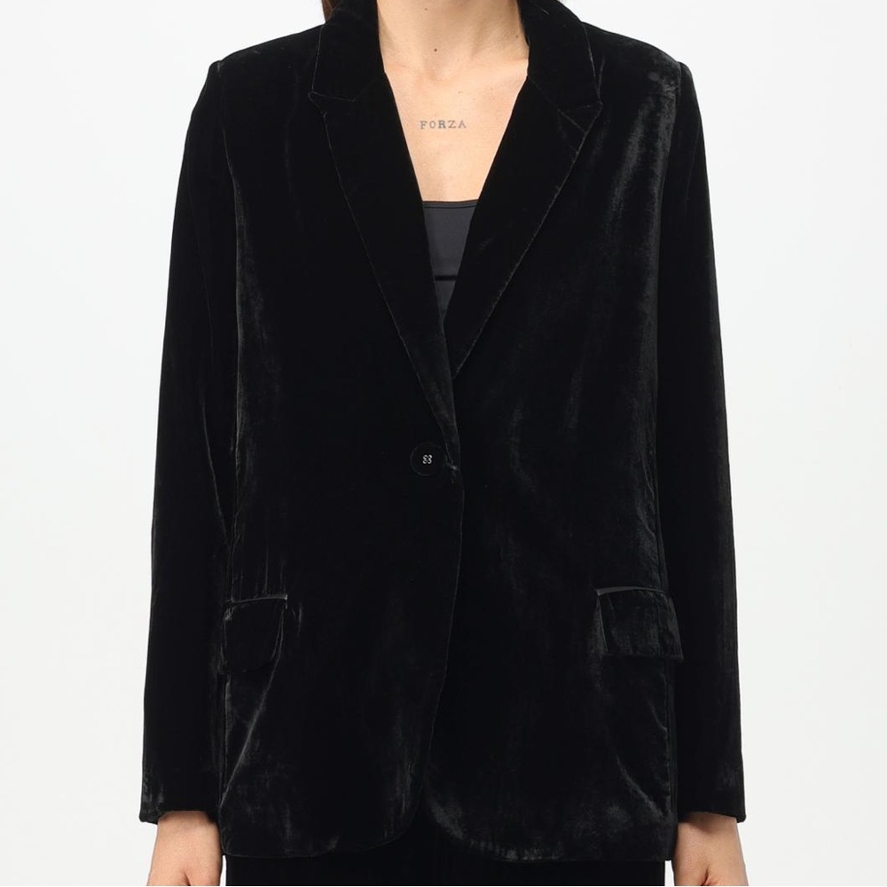 Twin-Set Luxurious Black Velvet Blazer